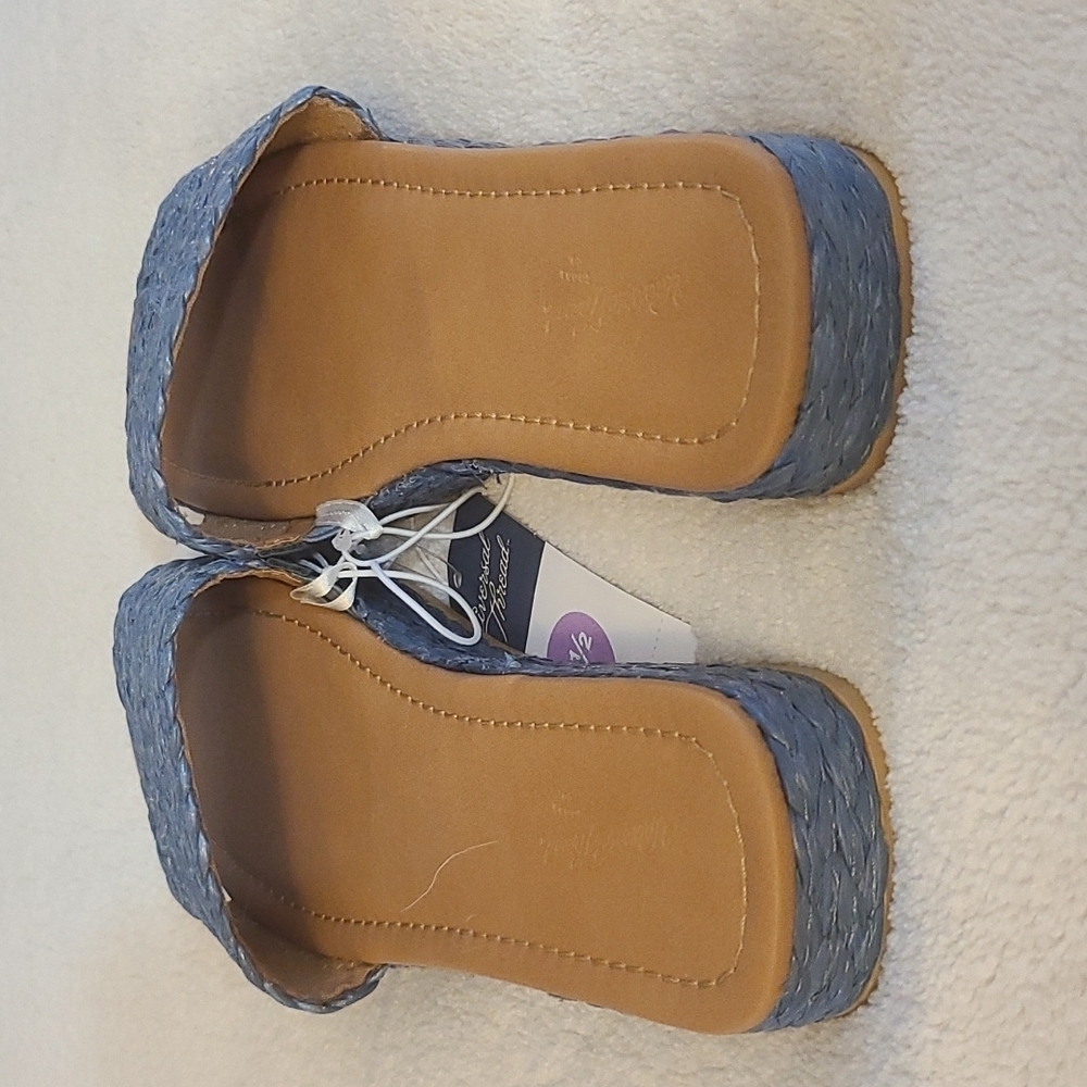 Shoes from universal thread - Picture 4 of 10